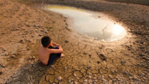  Il mondo alle prese  con una crisi idrica senza precedenti  QUO-187