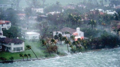  L’uragano Idalia si abbatte sulla Florida   QUO-198