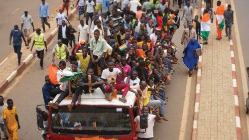 epa10894668 People rally in Niamey, Niger, 01 October 2023. The gathering comes a few days after the ... epa10894668 People rally in Niamey, Niger, 01 October 2023. The gathering comes a few days after the ...