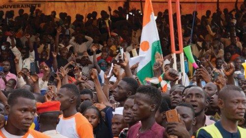 epaselect epa10894619 People gather for a rally outside the French military base in Niamey, Niger, ...