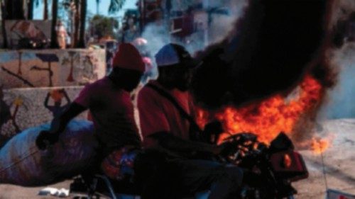  Haiti: rapito  il segretario  del Consiglio di transizione  QUO-241