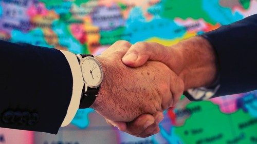 Diplomazia: una strada dai mille volti QUO-248 Diplomazia: una strada dai mille volti QUO-248