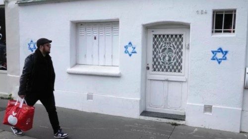   Crescono gli episodi  di antisemitismo  in Europa e negli Stati Uniti  QUO-253