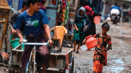  Oltre 50.000 civili in fuga dalle violenze nel nord del Myanmar  QUO-258