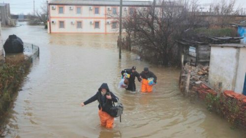 Due milioni di persone senza luce per un uragano in Russia e Ucraina QUO-272 Due milioni di persone senza luce per un uragano in Russia e Ucraina QUO-272
