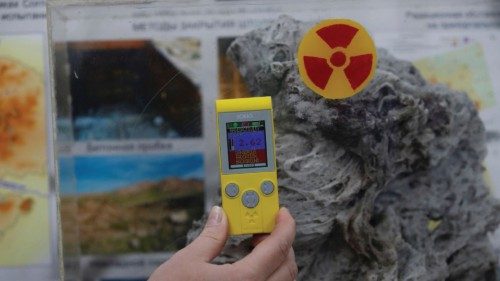A radiation dosimeter shows a background radiation level of 2.62 microsievert per hour at the museum ... A radiation dosimeter shows a background radiation level of 2.62 microsievert per hour at the museum ...