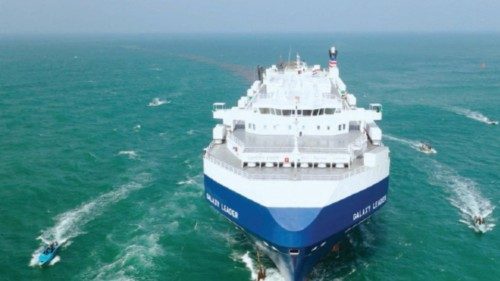 FILE PHOTO: The Galaxy Leader cargo ship is escorted by Houthi boats in the Red Sea in this photo ... FILE PHOTO: The Galaxy Leader cargo ship is escorted by Houthi boats in the Red Sea in this photo ...