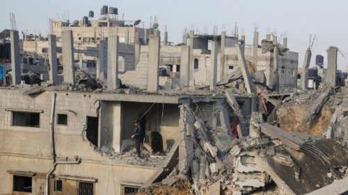 Palestinians inspect the site of Israeli strikes, amid the ongoing conflict between Israel and the ... Palestinians inspect the site of Israeli strikes, amid the ongoing conflict between Israel and the ...