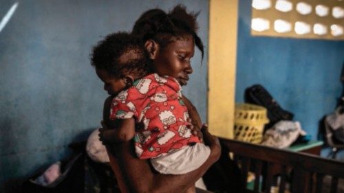 Haiti, la violenza delle gang e gli sforzi della scuola QUO-283 Haiti, la violenza delle gang e gli sforzi della scuola QUO-283