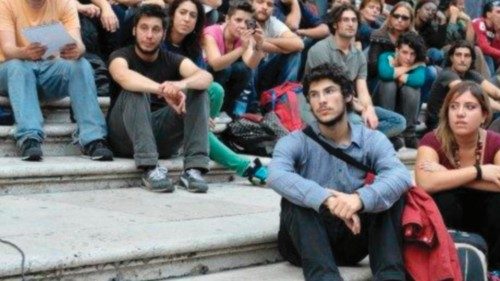 Disoccupazione e precarietà sono una ferita alla dignità delle persone QUO-285 Disoccupazione e precarietà sono una ferita alla dignità delle persone QUO-285