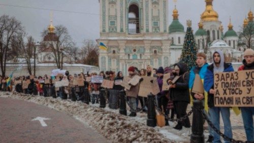 TOPSHOT - Relatives and friends of Ukrainian military prisoners of war, specifically captives from ... TOPSHOT - Relatives and friends of Ukrainian military prisoners of war, specifically captives from ...