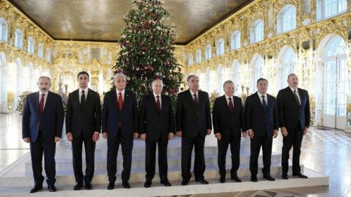 epa11044752 (L-R) Armenian Prime Minister Nikol Pashinyan, Turkmen President Serdar Berdimuhamedov, ... epa11044752 (L-R) Armenian Prime Minister Nikol Pashinyan, Turkmen President Serdar Berdimuhamedov, ...