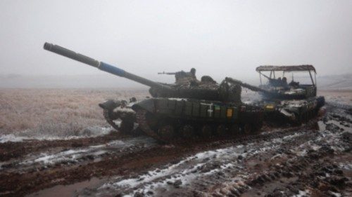 Ukrainian tank crews take part in a drill not far from the front line in the Bakhmut direction, in ... Ukrainian tank crews take part in a drill not far from the front line in the Bakhmut direction, in ...