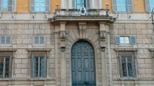  Chiese africane in comunione con il Papa  ma benedire coppie omosessuali dà scandalo  QUO-008