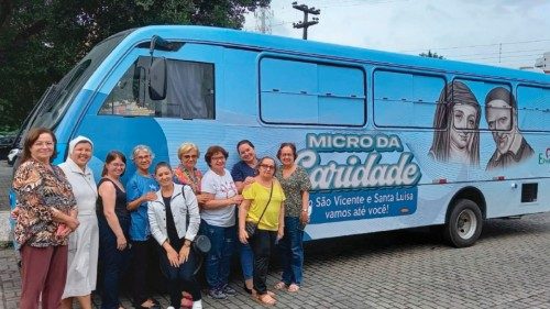 Un minibus per ridare dignità QUO-014 Un minibus per ridare dignità QUO-014