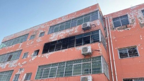 epa11091295 A view of a fire site at the Yingcai School in Dushu Town, Fangcheng County, Nanyang ... epa11091295 A view of a fire site at the Yingcai School in Dushu Town, Fangcheng County, Nanyang ...
