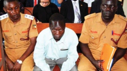 A processo in Uganda un ex bambino soldato QUO-016 A processo in Uganda un ex bambino soldato QUO-016