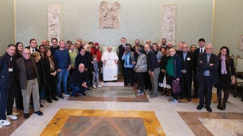 L’incontro Papa Francesco e la compagnia dell’Osservatore di Strada ODS-018 L’incontro Papa Francesco e la compagnia dell’Osservatore di Strada ODS-018