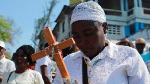  Liberate le sei suore rapite ad Haiti  QUO-020