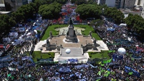 TOPSHOT - Aerial view of members of unions and social organizations taking part in a demonstration ... TOPSHOT - Aerial view of members of unions and social organizations taking part in a demonstration ...