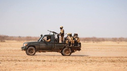  Burkina Faso: Hrw denuncia l’uccisione di civili in raid militari    QUO-021