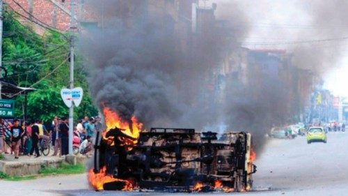Le ferite profonde del Manipur QUO-021 Le ferite profonde del Manipur QUO-021
