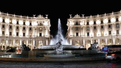 La nuova illuminazione in piazza della Repubblica a Roma. La nuova illuminazione in piazza della Repubblica a Roma.