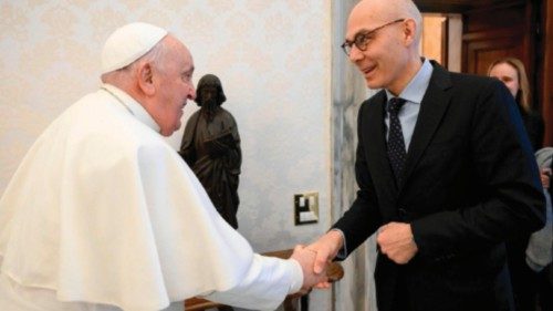  Rispettare i diritti umani per evitare nuove tragedie  QUO-022