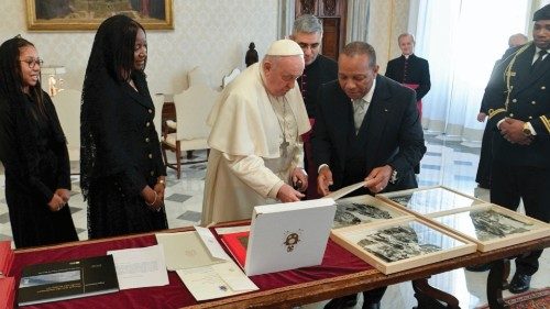  Udienza al primo ministro della Repubblica Democratica  di São Tomé e Príncipe  QUO-026