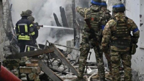 Due operatori umanitari francesi morti in un raid russo QUO-027 Due operatori umanitari francesi morti in un raid russo QUO-027