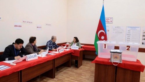epa11128985 Members of the electoral commission prepare for the upcoming extraordinary presidential ... epa11128985 Members of the electoral commission prepare for the upcoming extraordinary presidential ...