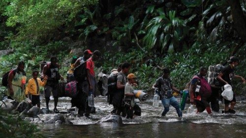 In aumento i migranti che attraversano il Darién QUO-032 In aumento i migranti che attraversano il Darién QUO-032