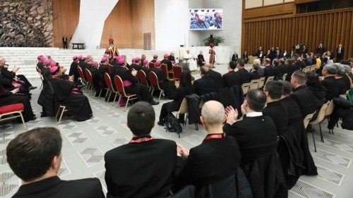 «Non stancatevi di essere misericordiosi Non abbiate paura di essere teneri» QUO-032 «Non stancatevi di essere misericordiosi Non abbiate paura di essere teneri» QUO-032