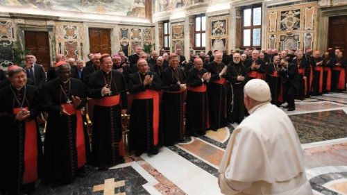 Formazione liturgica per aiutare la gente a riscoprire il senso del celebrare QUO-032 Formazione liturgica per aiutare la gente a riscoprire il senso del celebrare QUO-032