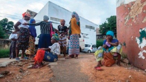 Nuova ondata di attacchi terroristici nel nord del Mozambico   QUO-041