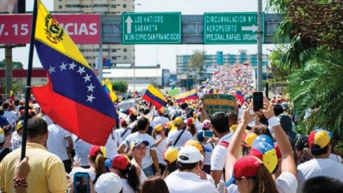 In Venezuela l’opposizione denuncia gli abusi di Maduro QUO-043 In Venezuela l’opposizione denuncia gli abusi di Maduro QUO-043