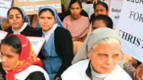  In India il sinodo dei “fuori-casta”  QUO-044