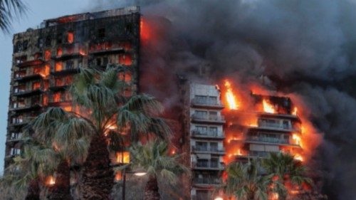 epa11173272 Smoke rises from a fire of a 14-story residential building in Valencia, eastern Spain, ... epa11173272 Smoke rises from a fire of a 14-story residential building in Valencia, eastern Spain, ...