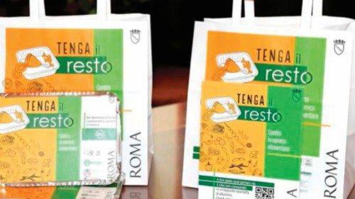 “Tenga il resto”: vaschette di alluminio nei ristoranti per portarsi via quello che non si mangia ... “Tenga il resto”: vaschette di alluminio nei ristoranti per portarsi via quello che non si mangia ...