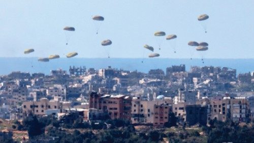TOPSHOT - In this picture taken from Israel's southern border with the Gaza Strip shows humanitarian ...
