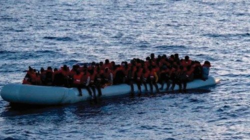 Naufragio di migranti al largo della Tunisia Almeno cinque vittime e altrettanti dispersi QUO-059 ... Naufragio di migranti al largo della Tunisia Almeno cinque vittime e altrettanti dispersi QUO-059 ...