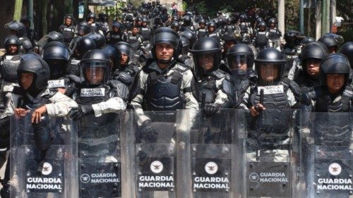 Members of the National Guard stand guard after students from Ayotzinapa Teacher Training College ... Members of the National Guard stand guard after students from Ayotzinapa Teacher Training College ...
