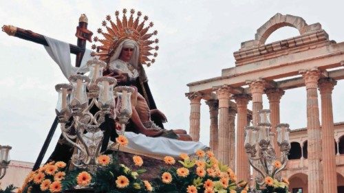 I riti della Settimana santa non sono uno spettacolo ma proclamazione della salvezza QUO-064 I riti della Settimana santa non sono uno spettacolo ma proclamazione della salvezza QUO-064