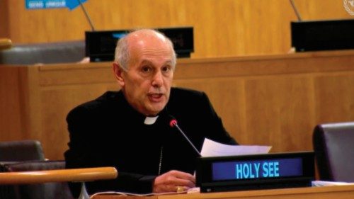 L’arcivescovo Caccia all’Onu: una nuova convenzione sui crimini contro l’umanità QUO-075 L’arcivescovo Caccia all’Onu: una nuova convenzione sui crimini contro l’umanità QUO-075