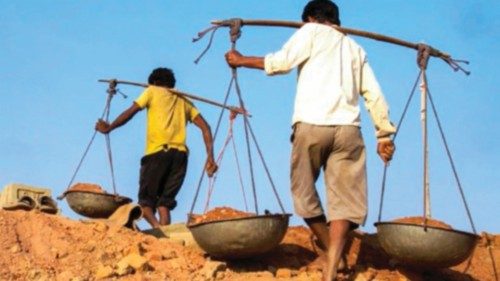 Nel mondo si contano sempre più vittime del lavoro forzato QUO-080 Nel mondo si contano sempre più vittime del lavoro forzato QUO-080