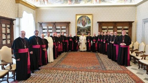 La visita «ad limina» dei vescovi della Campania QUO-083 La visita «ad limina» dei vescovi della Campania QUO-083