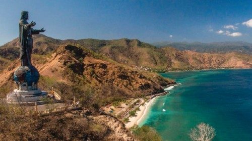 Timor-Leste a grandi passi verso stabilità e crescita QUO-100 Timor-Leste a grandi passi verso stabilità e crescita QUO-100