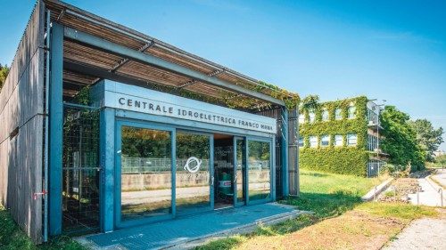 Giovani al parco per un futuro sostenibile QUO-102 Giovani al parco per un futuro sostenibile QUO-102