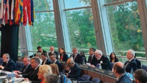 Dal Consiglio d’Europa un contributo decisivo per la pace QUO-111 Dal Consiglio d’Europa un contributo decisivo per la pace QUO-111