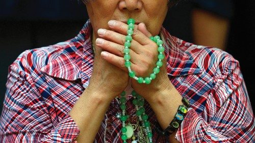 Catholics pray at Our Lady of Sheshan Basilica Catholic church in Shanghai on May 24, 2013. Pope ... Catholics pray at Our Lady of Sheshan Basilica Catholic church in Shanghai on May 24, 2013. Pope ...